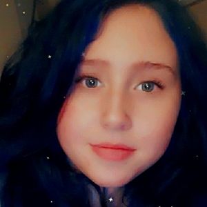 Meet your Posher, Alissa